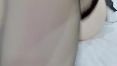 小母狗自慰