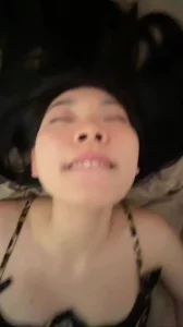 豹纹少妇背着老公跟我偷情，自从跟我做了之后回家都不想跟她老公做了